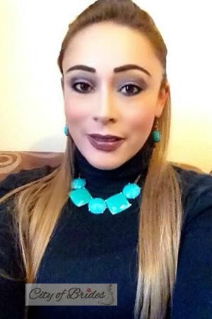 151590 - Yudy Age: 48 - Colombia