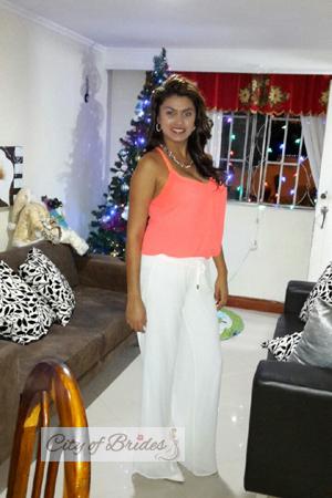 152501 - Tatiana Age: 40 - Colombia