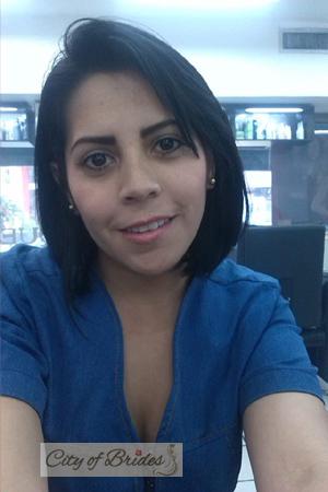 152518 - Karol Age: 35 - Colombia