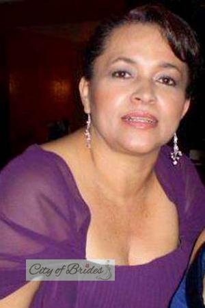 153443 - Olga Lucia Age: 63 - Colombia
