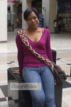 157150 - Maria Claudia Age: 48 - Colombia