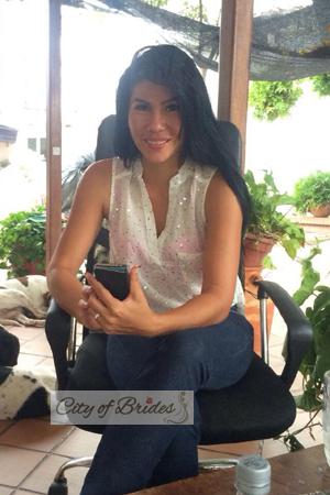 159401 - Dania Age: 41 - Colombia