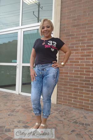 160030 - Yetris Age: 46 - Colombia
