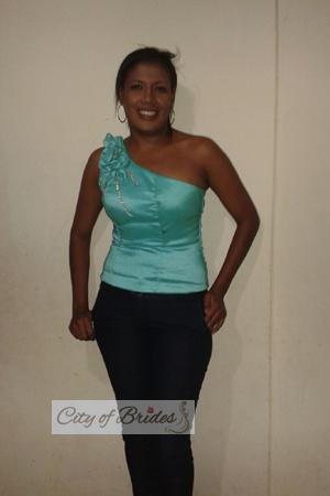 160200 - Nohemi Age: 44 - Colombia