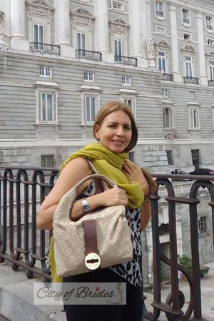 160416 - Luz Age: 62 - Colombia