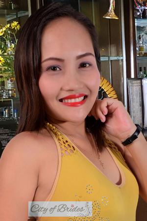 169639 - Liezel Age: 35 - Philippines