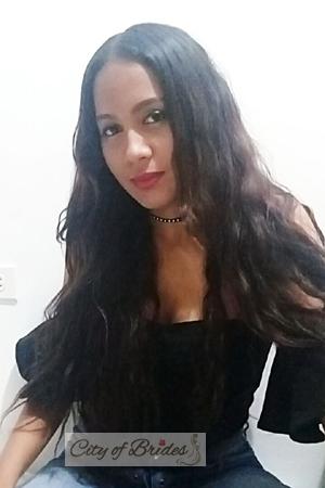 171052 - Luisa Fernanda Age: 28 - Colombia