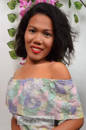 171113 - Magdalena Age: 38 - Philippines