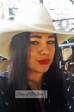 172820 - Sandra Age: 35 - Colombia