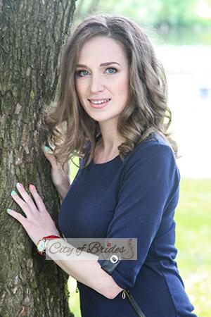 175258 - Anastasiya Age: 38 - Russia