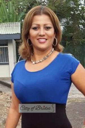 176036 - Shirley Age: 49 - Costa Rica