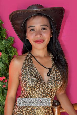 176836 - Chres-el Age: 28 - Philippines