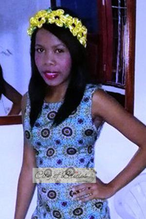 177106 - Claudia Age: 34 - Colombia