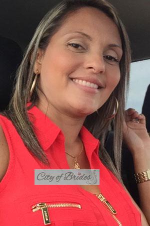 178907 - Sandra Age: 52 - Colombia