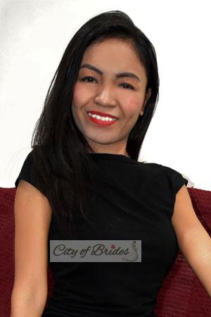 180329 - Rosalinda Age: 32 - Philippines