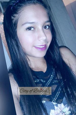 181819 - Rocio Age: 30 - Colombia