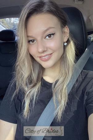 184813 - Anastasiya Age: 27 - Ukraine