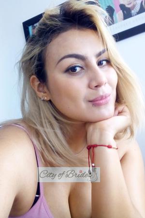 185423 - Alejandra Age: 38 - Colombia