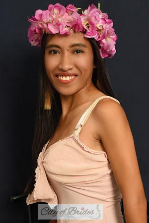 185437 - Emily Age: 36 - Philippines