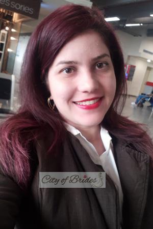 185734 - Laura Age: 36 - Colombia
