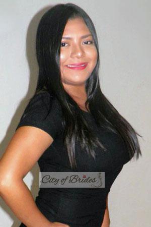 186563 - Julie Age: 31 - Costa Rica