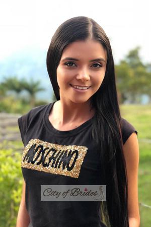 188390 - Daniela Age: 34 - Colombia