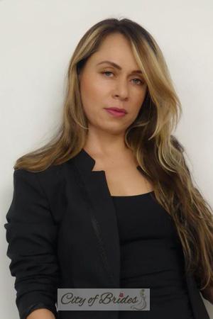 188409 - Lina Maria Age: 48 - Colombia