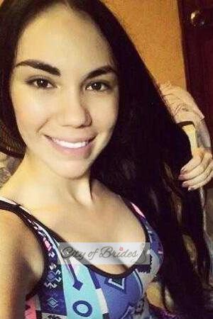 188745 - Karina Age: 32 - Colombia