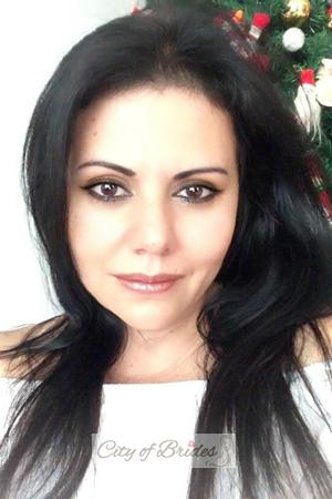 190042 - Evelyn Age: 52 - Colombia