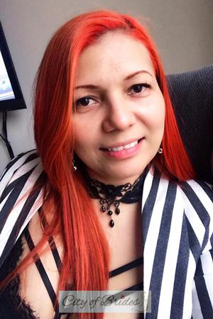 190059 - Liliana Age: 46 - Colombia