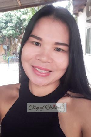 195351 - Acharayu (Por) Age: 46 - Thailand