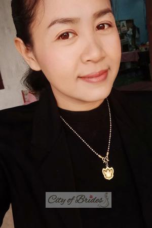 196100 - Chadapa Age: 40 - Thailand