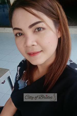 198037 - Phatcharee (Fon) Age: 37 - Thailand