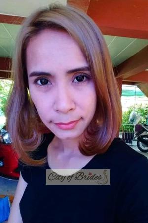198552 - Kunlayanut Age: 42 - Thailand