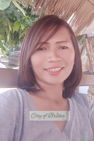 199283 - Naowarart (Nao) Age: 42 - Thailand