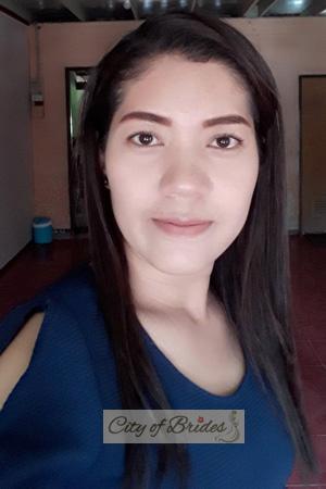 200053 - Supitcha Age: 44 - Thailand