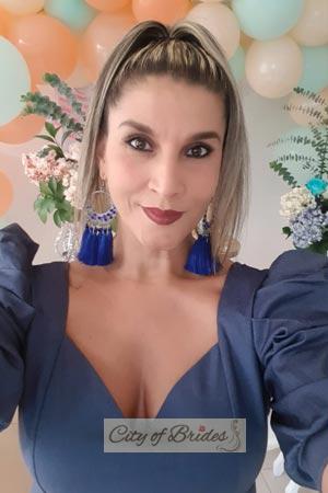 200540 - Diana Patricia Age: 48 - Colombia