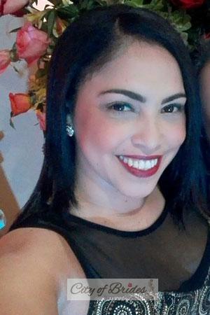 201431 - Erika Patricia Age: 43 - Colombia