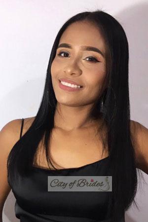 201716 - Maria Fernanda Age: 34 - Colombia