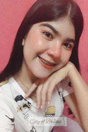201758 - Natcha Age: 26 - Thailand