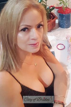 202283 - Jamileth Age: 61 - Costa Rica