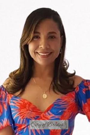 203119 - Adriana Age: 44 - Colombia