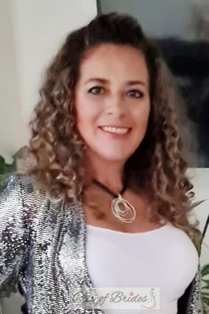 203371 - Karen Age: 55 - Costa Rica