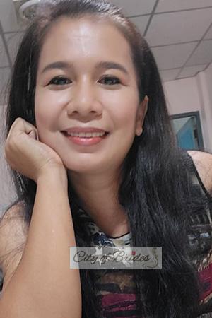 203403 - Thararat Age: 46 - Thailand
