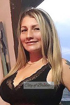 205106 - Angie Age: 44 - Costa Rica