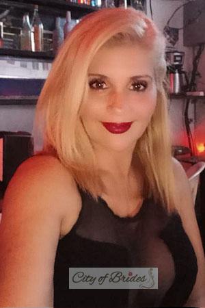 205376 - Jenny Age: 55 - Costa Rica
