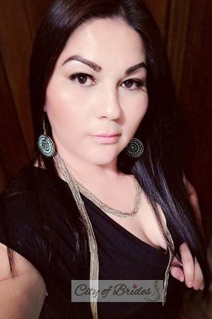 205384 - Indira Age: 45 - Costa Rica