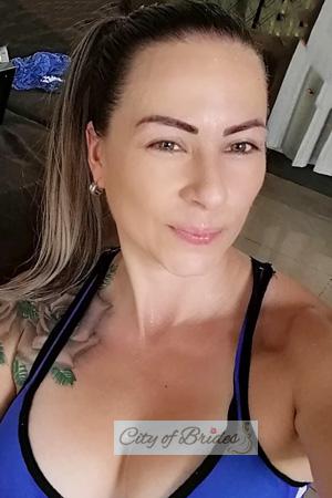 207420 - Abigail Age: 41 - Costa Rica