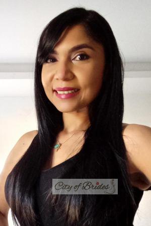 207623 - Johana Age: 41 - Colombia