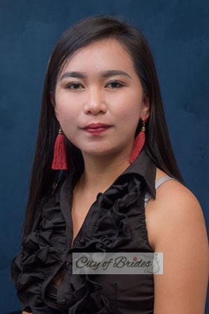 207692 - Giselle Age: 27 - Philippines